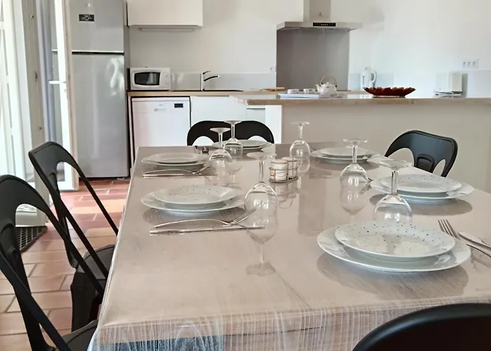 Les Grenadines Rdc * Mèze